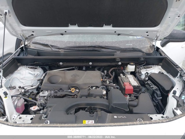 Toyota RAV4 LE 2022 2T3H1RFV9NW232302 Image 17