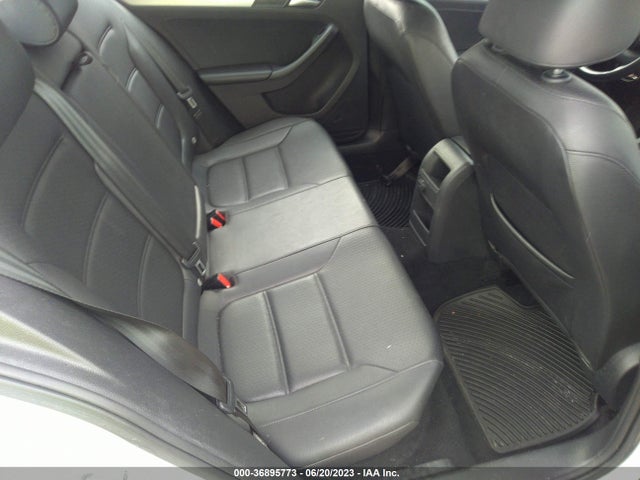 3VWDB7AJ1HM282800 Volkswagen Jetta 1.4t Se