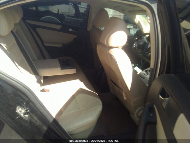 2011 VOLKSWAGEN JETTA SEDAN SE W VIN: 3VWDZ7AJ1BM307679