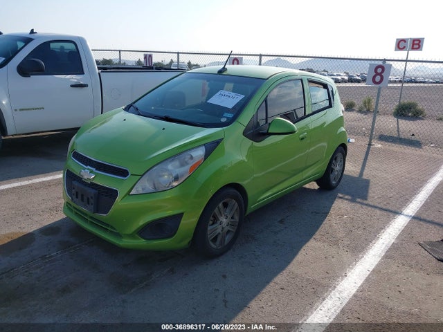 Chevrolet SPARK LS 2014 KL8CB6S95EC585968 Image 2