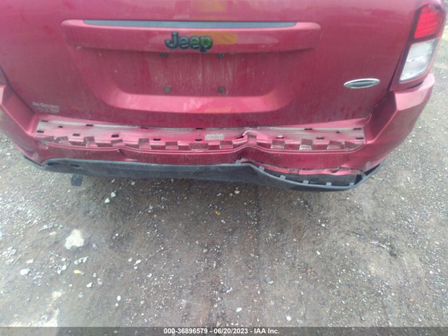 1C4NJCBA8FD263333 Jeep Compass Altitude Edition