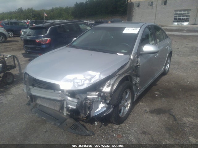 Chevrolet CRUZE LT 2015 1G1PC5SB6F7225078 Image 2