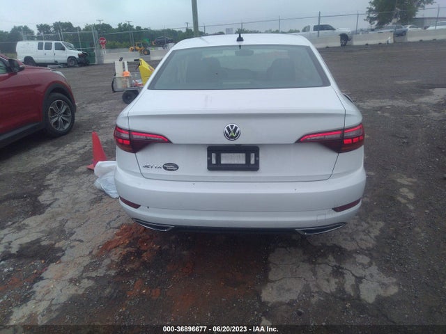 3VWGB7BU9KM169464 Volkswagen Jetta Sel Premium