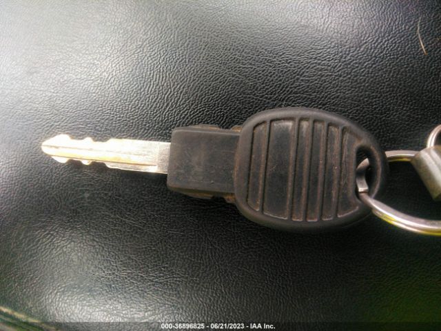 1C4PJLCB3EW205861 Jeep Cherokee Latitude