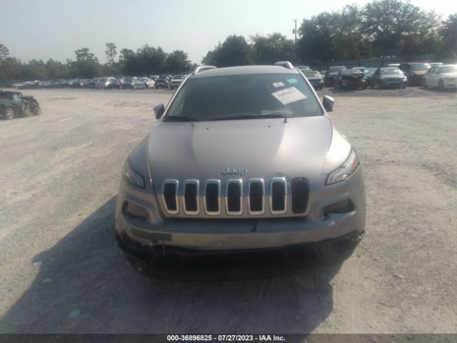 1C4PJLCB3EW205861 Jeep Cherokee Latitude