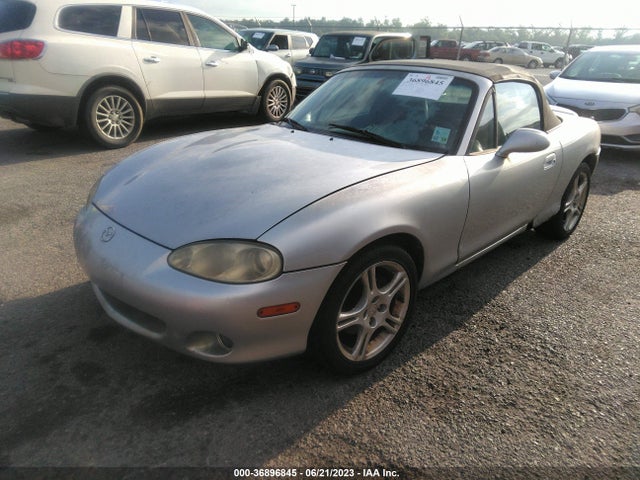 36896845 :رقم المزاد ، JM1NB353840401130 vin ، 2004 Mazda Mx-5 Miata Ls مزاد بيع