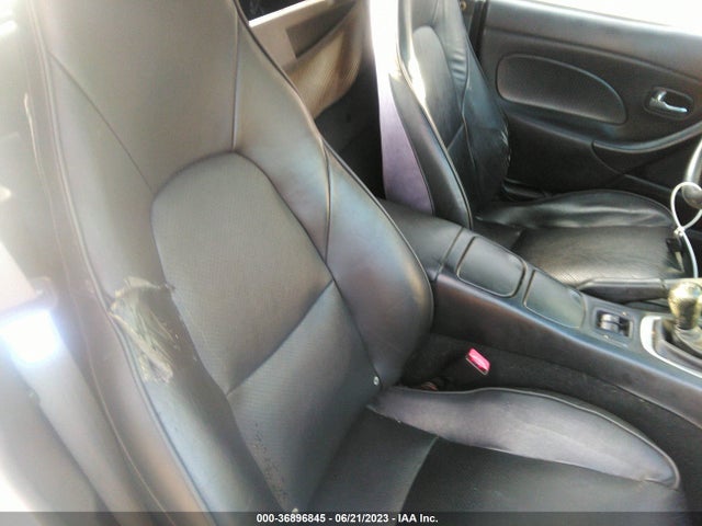 36896845 :رقم المزاد ، JM1NB353840401130 vin ، 2004 Mazda Mx-5 Miata Ls مزاد بيع