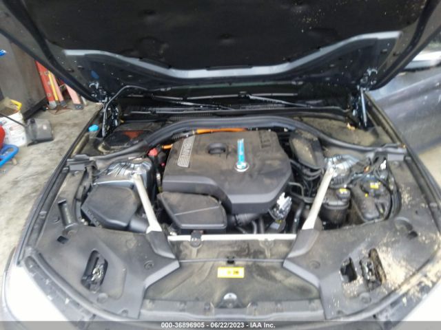 WBAJA9C53JB252910 BMW 5 Series 530e Iperformance