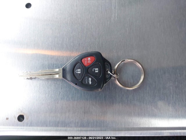 2013 TOYOTA COROLLA L/LE/S VIN: 2T1BU4EE5DC075071