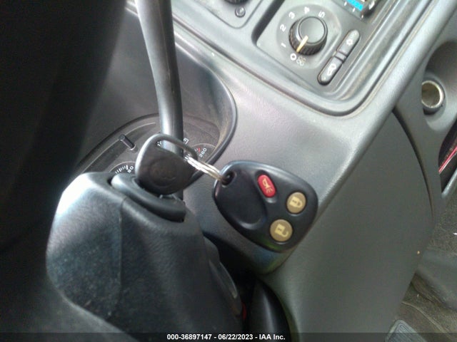 2003 CHEVROLET SILVERADO 1500 LS VIN: 1GCEK14V63Z314831