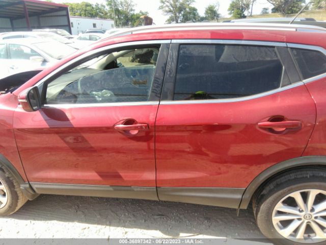 JN1BJ1CRXKW326526 Nissan Rogue Sport Sv
