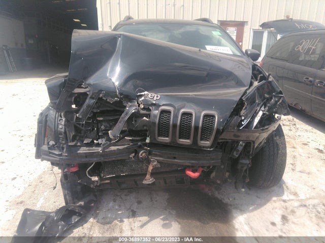 1C4PJMBS4EW211577 Jeep Cherokee Trailhawk