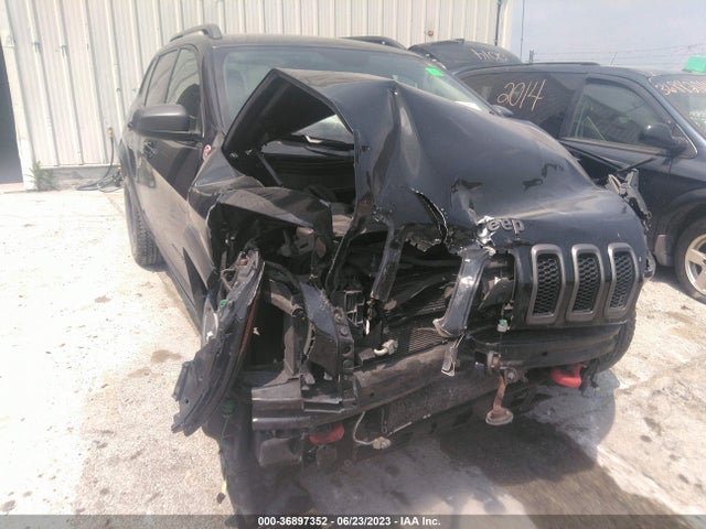 1C4PJMBS4EW211577 Jeep Cherokee Trailhawk