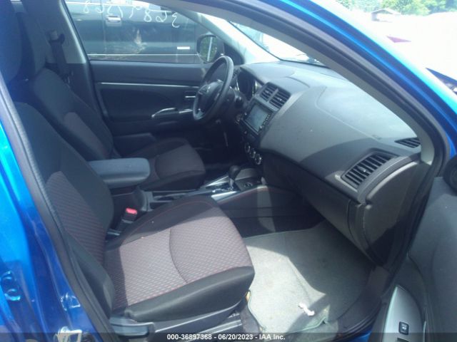 2018 MITSUBISHI OUTLANDER SPORT JA4AR3AUXJU005594 Photo 4