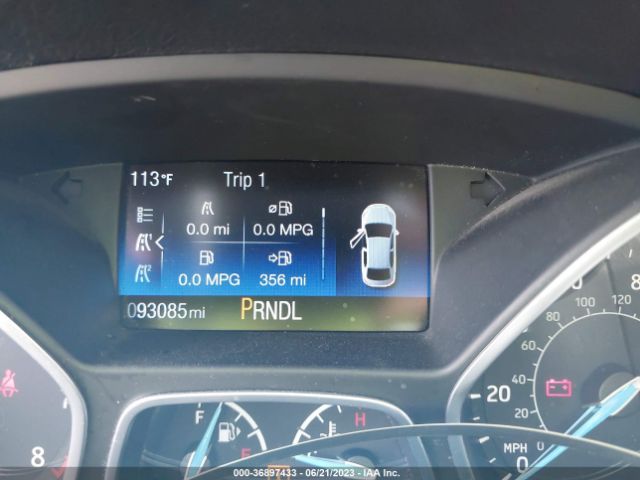1FADP3F28HL217626 Ford FOCUS SE