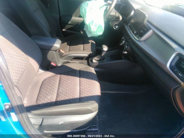 3KPA25AD1NE474938 KIA Rio 5-door S