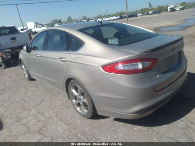 3FA6P0H79FR182660 Ford FUSION SE