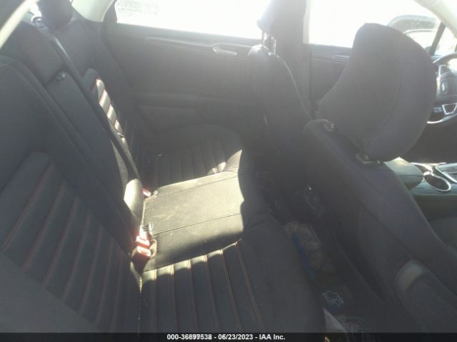 3FA6P0H79FR182660 Ford FUSION SE