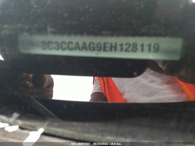 2C3CCAAG9EH128119 Chrysler 300