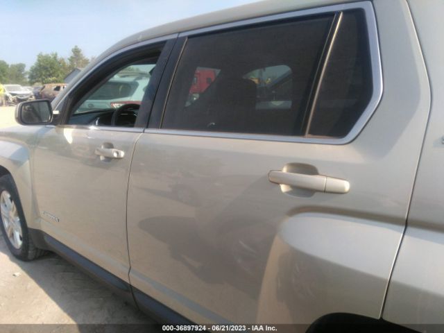 2GKFLVEK3E6288754 GMC Terrain Sle