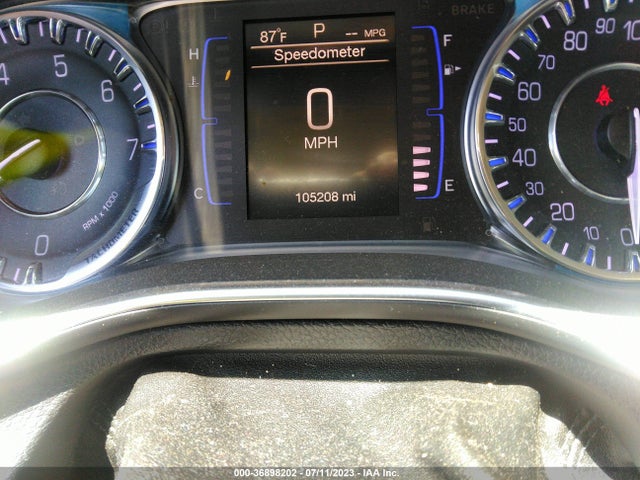 Chrysler 200 Limited Platinum 2017 1C3CCCABXHN508937 Image 7