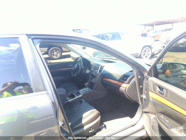 Subaru Outback 2.5i Limited 2014 4S4BRBLC0E3312241 Image 12