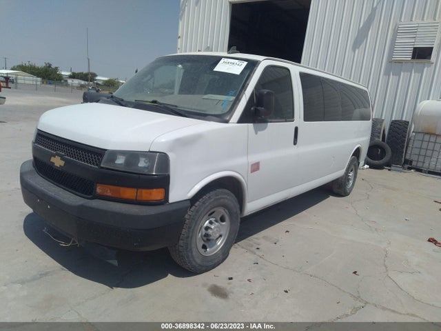 Chevrolet Express Passenger Ls 2018 1GAZGNFG6J1341878 Image 2