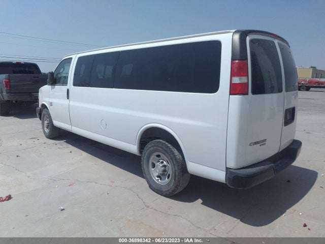 Chevrolet Express Passenger Ls 2018 1GAZGNFG6J1341878 Image 9