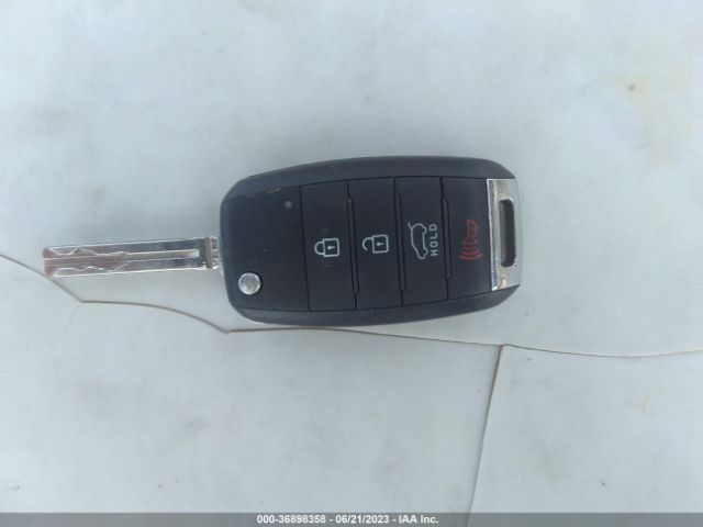 KNDJN2A24F7150517 KIA Soul Base