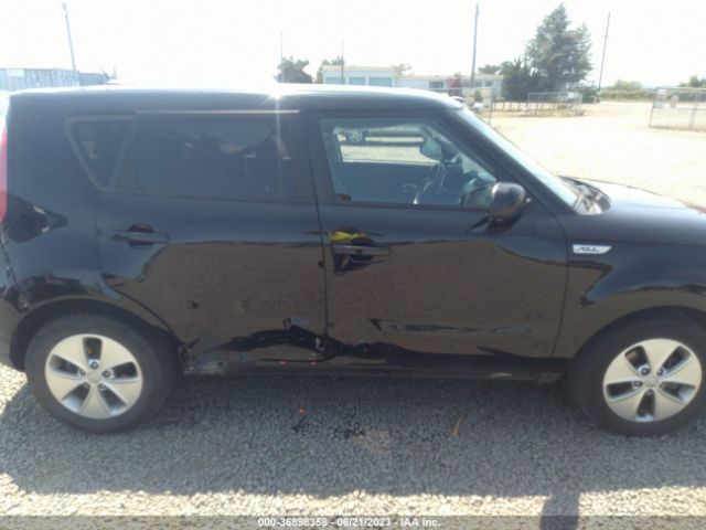 KNDJN2A24F7150517 KIA Soul Base