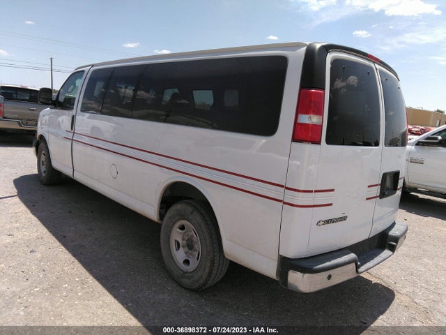 Chevrolet Express Passenger Lt 2018 1GAZGPFG2J1341274 Image 3