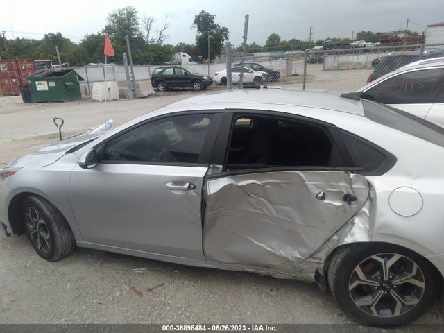 2020 KIA FORTE LXS VIN: 3KPF24AD3LE157109