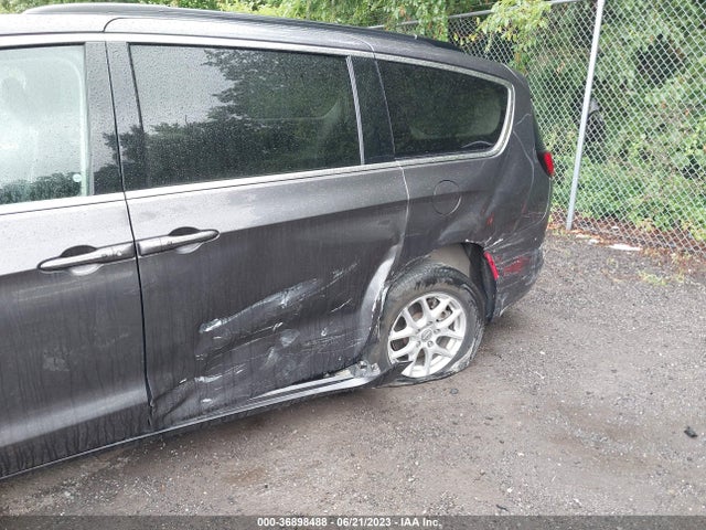 2C4RC1DG4LR156967 Chrysler Voyager Lxi