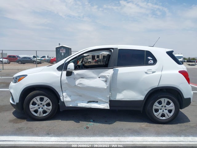 Chevrolet TRAX LS 2019 LSGCJKSB5KY007703 Image 14