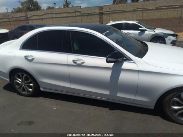 55SWF4JB3FU069080 Mercedes-Benz C-class C 300