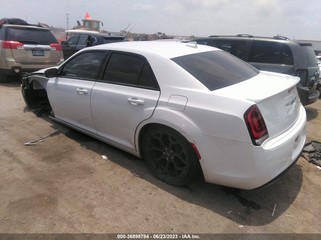 2C3CCAAG3KH746211 Chrysler 300 Touring