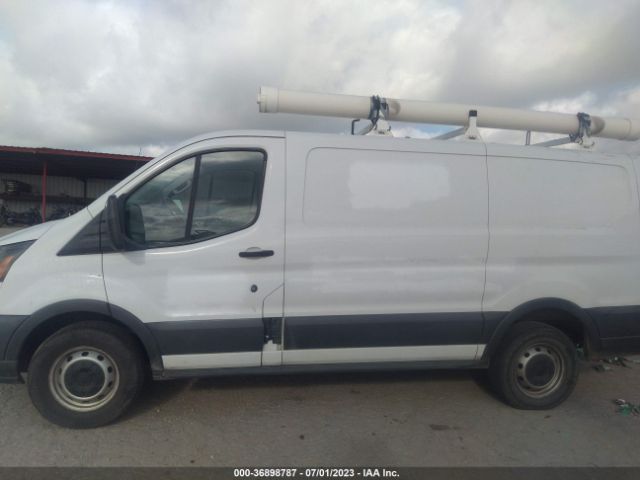 1FTYR1YM4HKA45853 Ford TRANSIT VAN