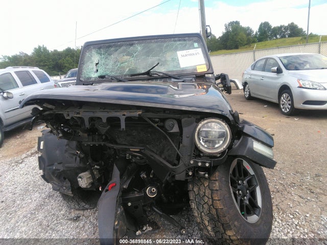 1C4HJXFG4JW148907 Jeep Wrangler Unlimited Rubicon