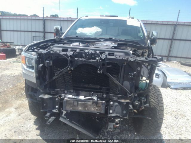 1GT12UEY7JF106142 GMC Sierra 2500hd Denali