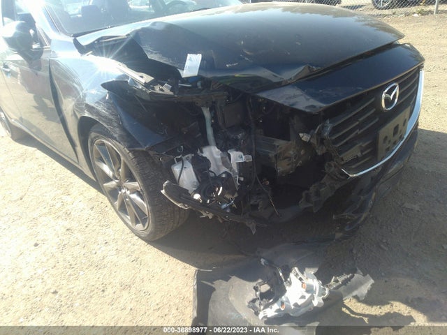 Mazda Mazda3 4-door Touring 2018 3MZBN1V36JM208950 Image 6