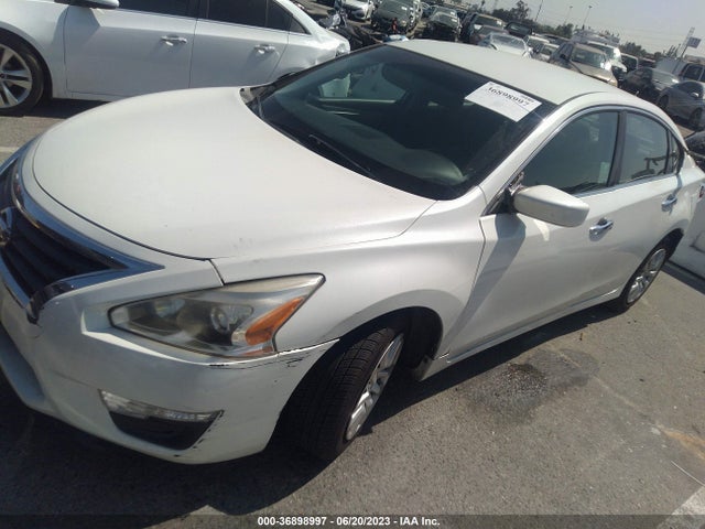 Nissan Altima 2.5 S 2014 1N4AL3AP0EN234034 Image 2