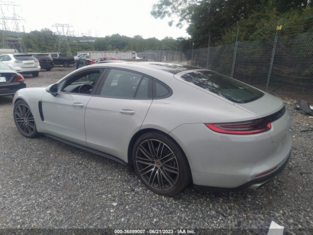 WP0AA2A79JL111137 Porsche Panamera