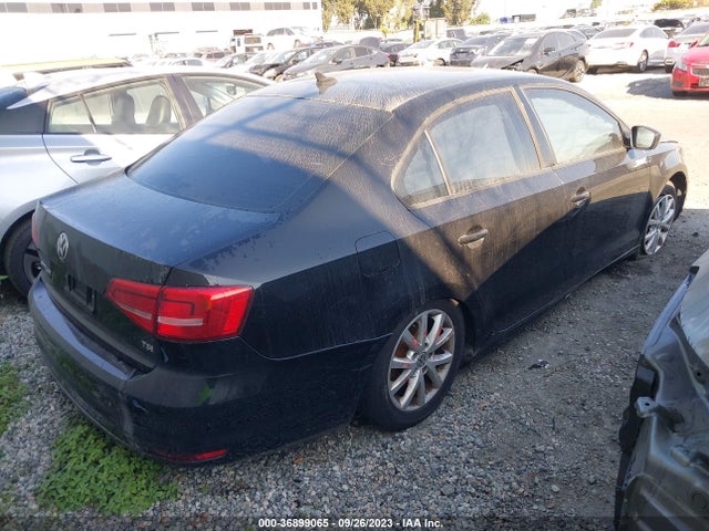2015 VOLKSWAGEN JETTA SEDAN 1.8T SE VIN: 3VWD17AJ7FM262809