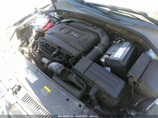 1VWAT7A31EC115464 Volkswagen Passat Wolfsburg Ed