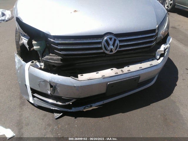 1VWAT7A31EC115464 Volkswagen Passat Wolfsburg Ed