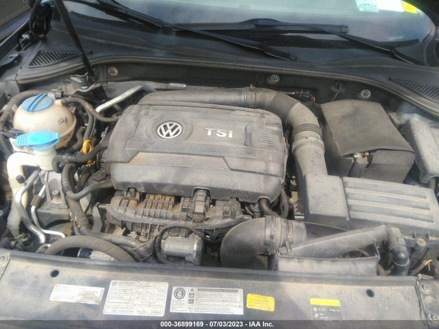 1VWDT7A34HC071400 Volkswagen Passat 1.8t R-line
