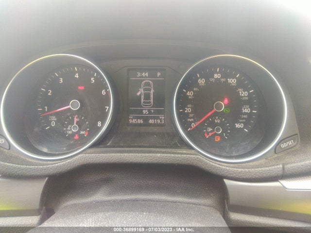 1VWDT7A34HC071400 Volkswagen Passat 1.8t R-line