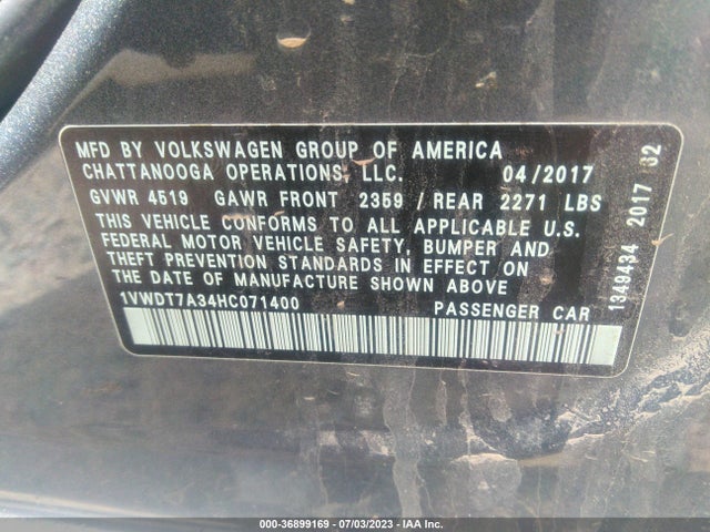 1VWDT7A34HC071400 Volkswagen Passat 1.8t R-line