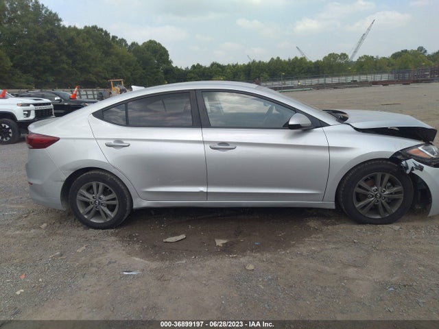Hyundai ELANTRA SEL 2018 5NPD84LF7JH297290 Image 13