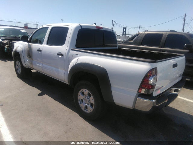 Toyota Tacoma Prerunner 2015 5TFJX4GN1FX048423 Image 3